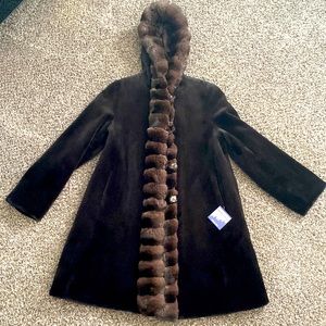 NWT 100% fur coat-reversible